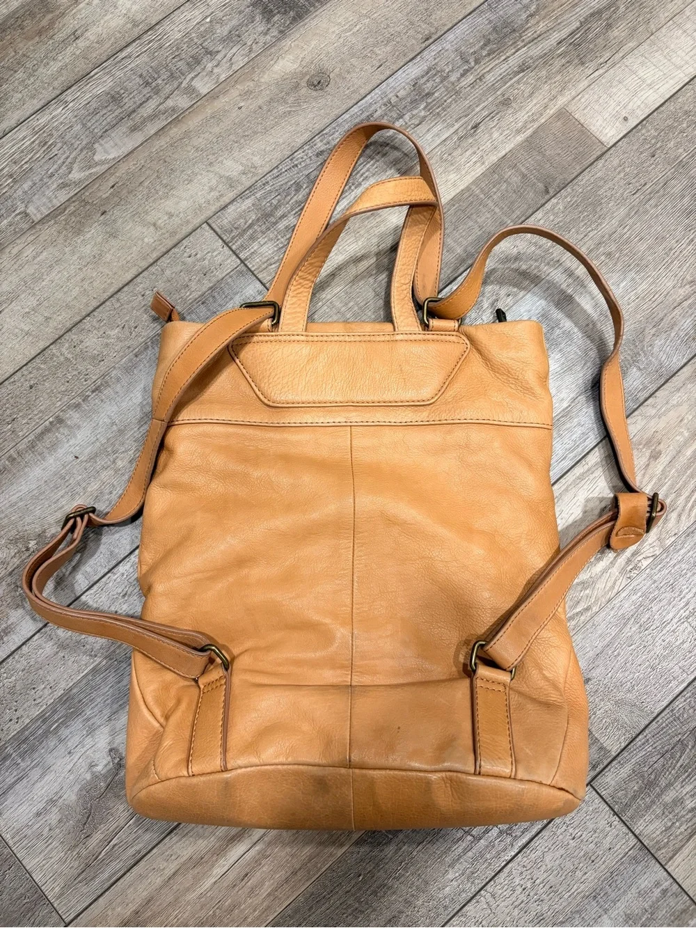 Aspen leather backpack